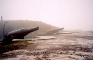 November 2003: kanonnen op Suomenlinna. [Foto: René Hoeflaak]